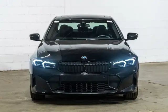 2023 BMW 3 Series 330i xDrive | Sportivité élégante in Cars & Trucks in City of Montréal - Image 3
