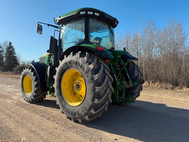2011 John Deere 7215R Tractor in Farming Equipment in Edmonton - Image 3