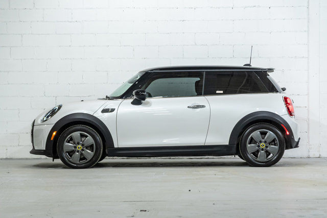 2024 MINI 3 Door Cooper SE | Premier Line 2.0 | Harman/Kardon in Cars & Trucks in City of Montréal - Image 4