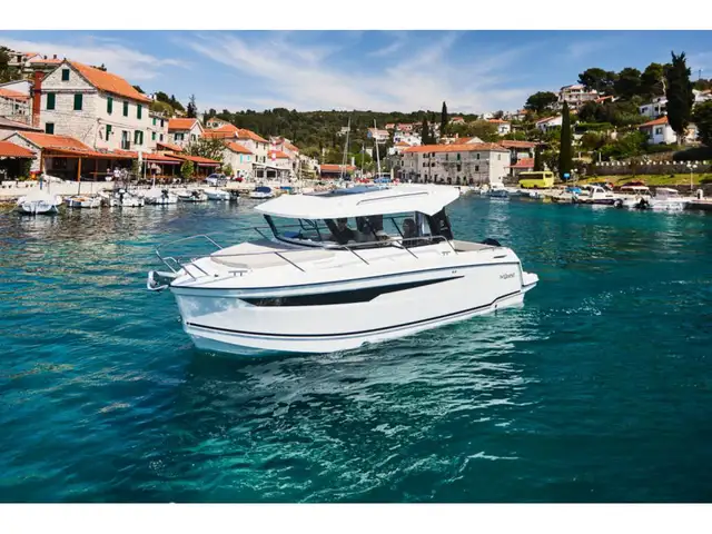 2025 Parker 760 QUEST in Powerboats & Motorboats in Québec City - Image 2