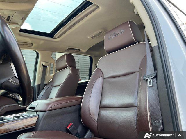 2018 Chevrolet Silverado 1500 High Country 4WD Crew Cab in Cars & Trucks in Strathcona County - Image 3