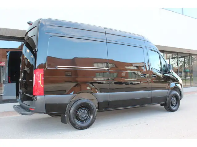 2020 Mercedes-Benz Sprinter Cargo Van 144\" - \"HIGH ROOF\" - \" in Cars & Trucks in City of Toronto - Image 11