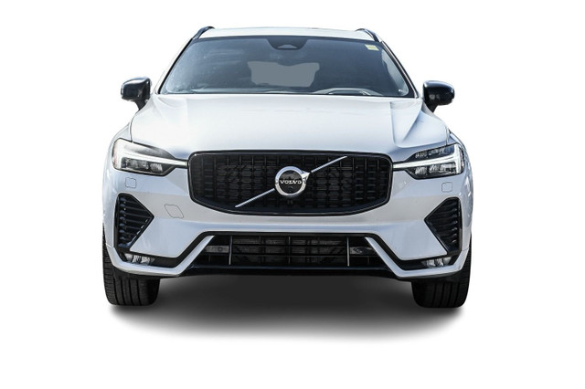 2022 Volvo XC60 in Cars & Trucks in City of Montréal - Image 2