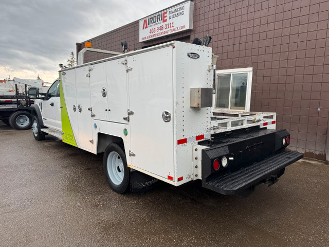 2020 Ford F-550 DRW XLT SERVICE TRUCK VMAC 4X4 DIESEL in Cars & Trucks in Calgary - Image 3