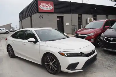 2020 Honda Civic Touring Sedan 1.5lt Turbo Heated Leather Seating Navigation Sunroof Heated Steering...