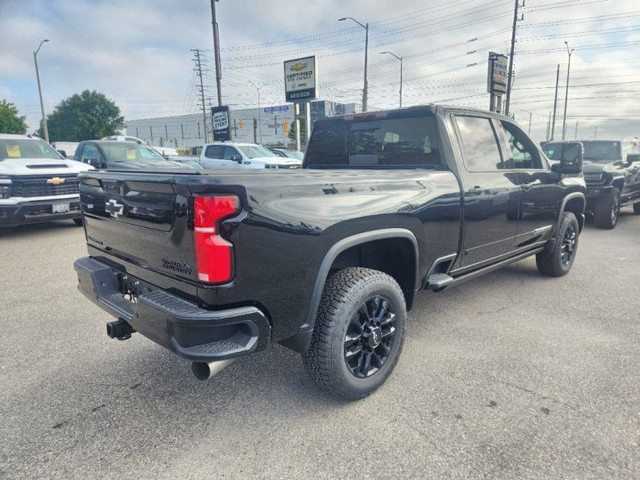 2025 Chevrolet Silverado 3500HD High Country in Cars & Trucks in Mississauga / Peel Region - Image 4