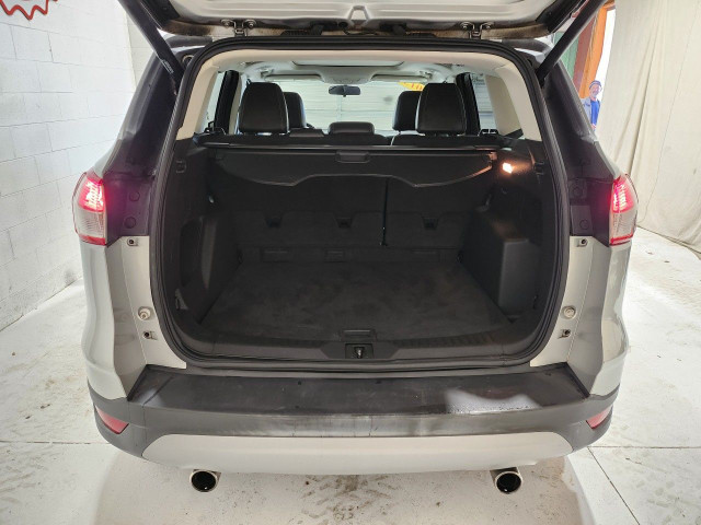 2013 Ford Escape in Cars & Trucks in Windsor Region - Image 4