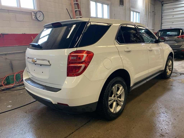  2016 Chevrolet Equinox LS in Cars & Trucks in Barrie - Image 4