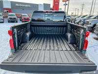 6.2L V8 Engine, Multimatic DSSV spool-valve dampers, 33 Tires, Steel Front and Rear Bumpers, 2-speed... (image 8)