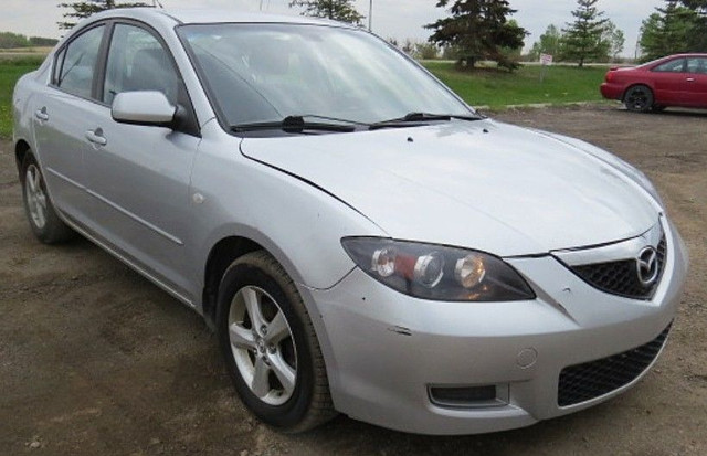 2007 Mazda Mazda3 i Sport in Cars & Trucks in Calgary - Image 3