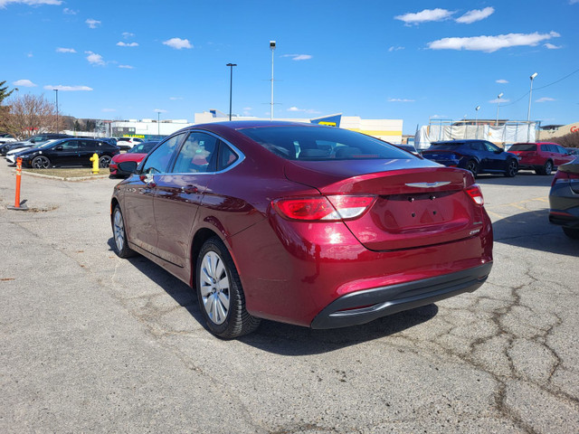 2016 Chrysler 200 LX GREAT VALUE! LOW MILEAGE, NO ACCIDENTS in Cars & Trucks in Calgary - Image 2