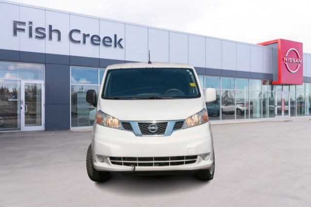 2013 Nissan NV200 SV | No Accidents | 2.0L Engine | Cargo Van in Cars & Trucks in Calgary - Image 2