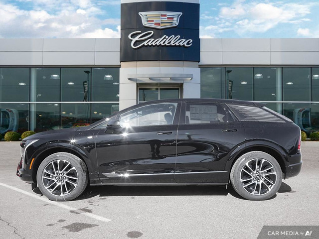 2025 Cadillac OPTIQ Sport in Cars & Trucks in London - Image 3