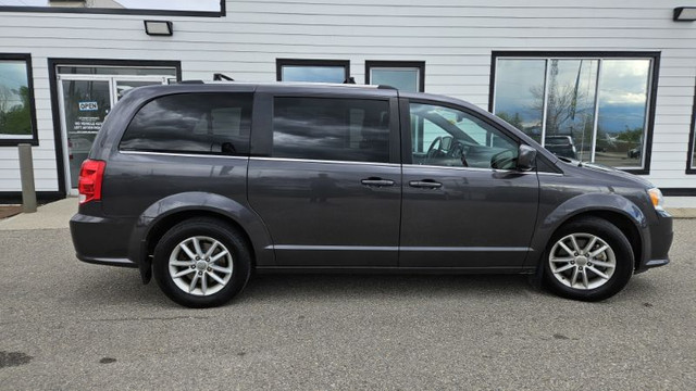 2018 Dodge Grand Caravan SXT Premium Plus in Cars & Trucks in Calgary - Image 4