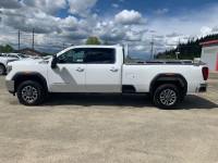 Sierra 3500HD 4WD Crew Cab 172" SLE, 18" Aluminum Wheels, 6.6L V8 Turbo Diesel Engine, 10-Speed Auto... (image 1)