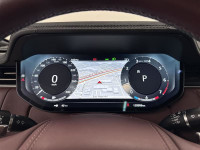 Le Land Rover New Range Rover P530 SE SWB 2023 est un VUS de luxe pleine grandeur doté d’un moteur V... (image 9)