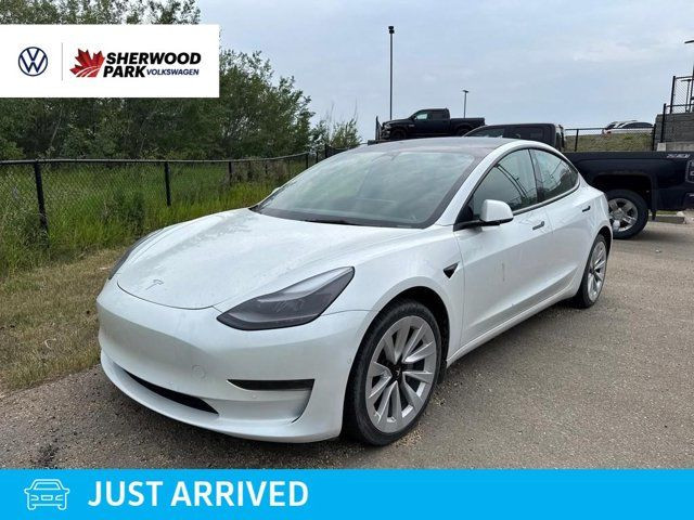2022 Tesla Model 3 in Cars & Trucks in Strathcona County - Image 2