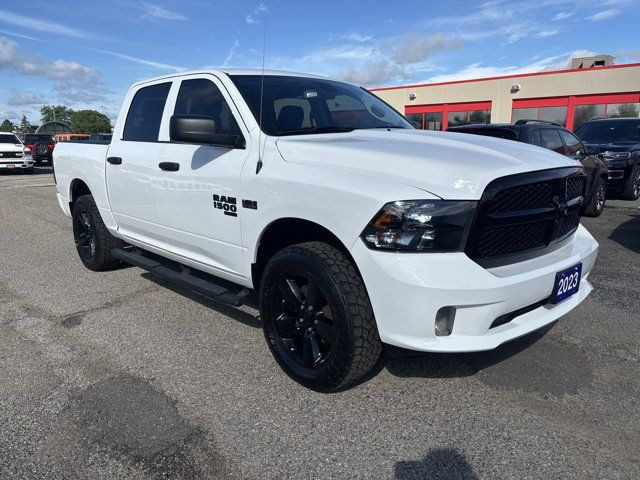 2023 Ram 1500 Classic EXPRESS**CREW**4X4**HEMI**8.4 in Cars & Trucks in Mississauga / Peel Region - Image 3