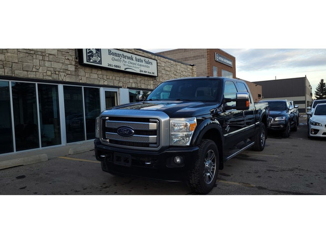  2015 Ford F-350 4WD Crew Cab 156 Platinum/Leather/Navigation in Cars & Trucks in Calgary - Image 3