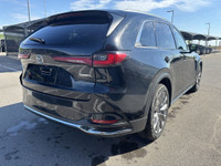 2024 MAZDA CX-90 MHEV GT AWD * ACCIDENT FREE CARFAX * HEAD- UP DISPLAY * LEATHER * SUNROOF FEATURES... (image 7)