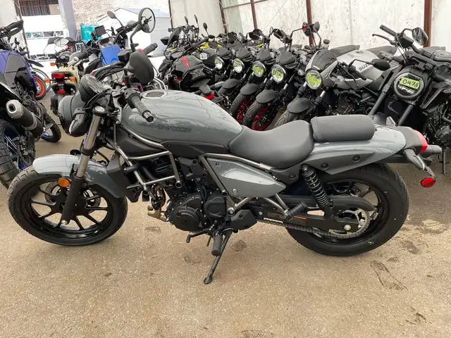 2024 Kawasaki Eliminator 500 in Street, Cruisers & Choppers in Calgary - Image 10