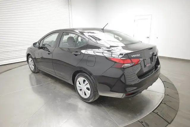 2024 Nissan Versa S62863210427394123