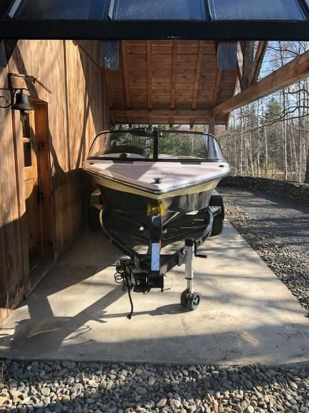 2009 Correct Craft SKI NAUTIQUE 196 LIMITED AIR N in Powerboats & Motorboats in Laurentides - Image 2