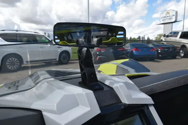 2018 Polaris Other in Street, Cruisers & Choppers in Calgary - Image 20