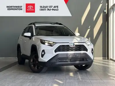 ADAPTIVE CRUISE CONTROL, HEATED FRONT SEATS, POWER LIFTGATE Mulling over the addition of a hybrid to...