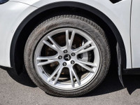 Powertrain: Dual electric motors with all-wheel drive Battery: Long Range battery with estimated ran... (image 5)