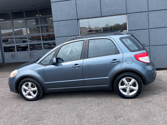 2009 Suzuki SX4 Hatchback JX | AWD | HATCHBACK | ALLOY WHEELS in Cars & Trucks in City of Toronto - Image 4
