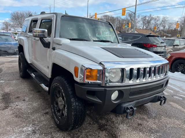 2007 Hummer H3 SUV in Cars & Trucks in Kitchener / Waterloo - Image 2