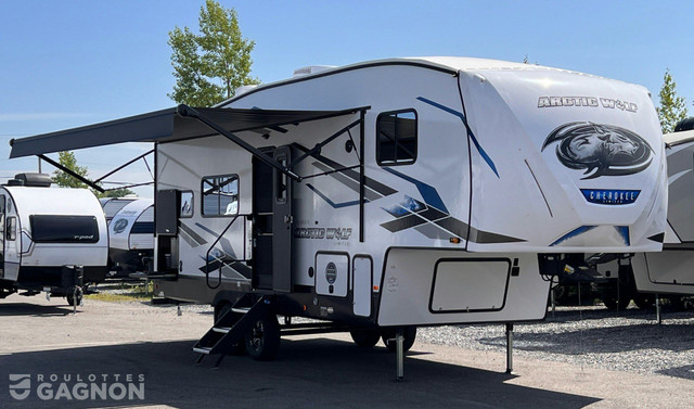 2024 Arctic Wolf 23 MLE Fifth Wheel in Travel Trailers & Campers in Laval / North Shore - Image 2