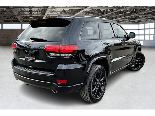  2020 Jeep Grand Cherokee Altitude | Heated Seats | Premium Ligh in Cars & Trucks in Mississauga / Peel Region - Image 2