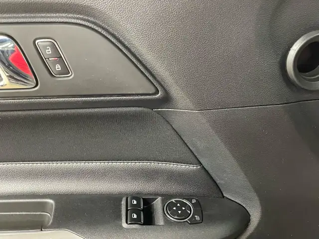 2016 Ford Mustang V6 in Cars & Trucks in Guelph - Image 12