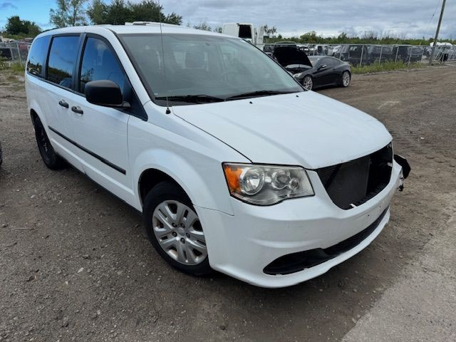 2014 Dodge Grand Caravan SE, Just in for sale at Pic N Save! in Cars & Trucks in Hamilton - Image 3