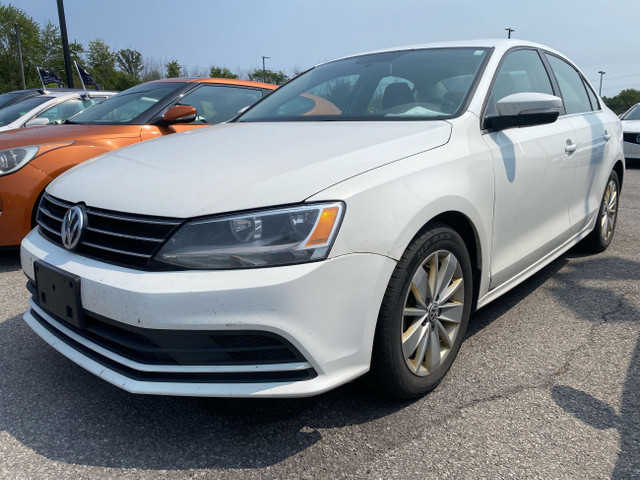 2016 Volkswagen Jetta Sedan TRENDLINE BANCS CHAUFFANTS CAM RECUL in Cars & Trucks in City of Montréal
