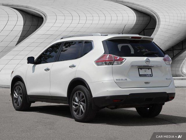 2016 Nissan Rogue SL AWD | Leather | Sunroof | Heated Seats in Cars & Trucks in London - Image 3