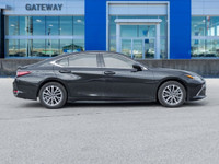 Presenting the 2025 Lexus ES 300h, a masterful blend of elegance and efficiency. This sedan captivat... (image 2)