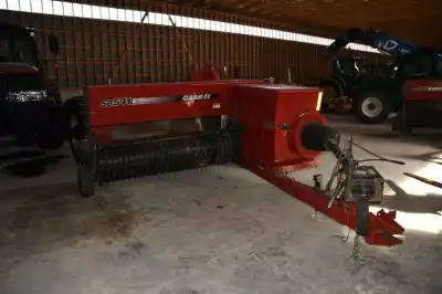 CASE IH SB541C SQUARE BALER. ONE OWNER! 2019 MODEL, HYDRAULIC TENSION, HYDRAULIC SQUEEZE, PULL-TYPE,...