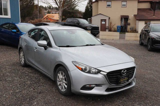 2017 Mazda Mazda3 4dr Sdn Man GS in Cars & Trucks in Guelph - Image 3