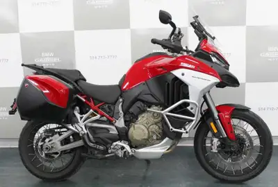 Come and meet our experts at Gabriel BMW Moto / Moto International, your dealer in Montreal since 19...