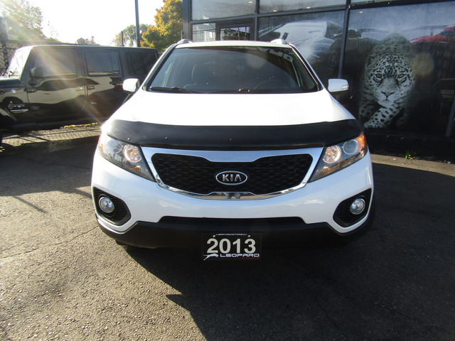 2013 KIA Sorento LX, 4WD, Sunroof, Push To Start, Sensor, Blueto in Cars & Trucks in Mississauga / Peel Region - Image 2