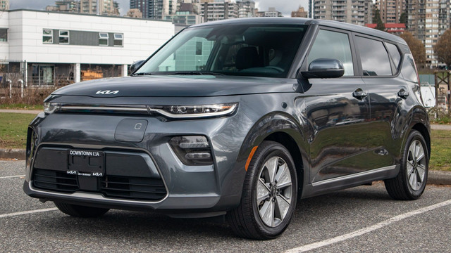 2022 Kia Soul EV EV Premium in Cars & Trucks in Downtown-West End