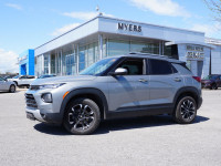 Low Mileage, Heated Seats, Proximity Key, Android Auto, Apple CarPlay, Lane Keep Assist! This 2023 C... (image 5)