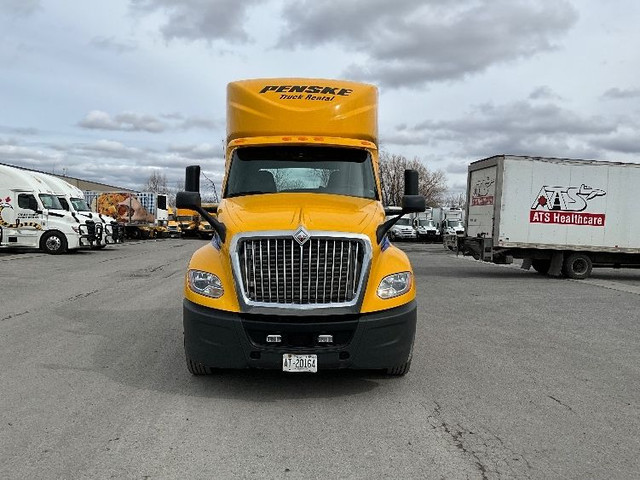2018 International LT625 in Heavy Trucks in Edmonton - Image 2