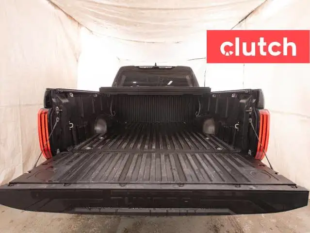 2023 Toyota Tundra SR CREWMAX 4WD w/ Apple CarPlay & Android Aut in Cars & Trucks in Ottawa - Image 41