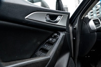 VEHICLE HIGHTLIGHTS: BACKUP CAMERA, HEATED SEATS, HD RADIO, RAIN SENSOR FRONT WINDSHIELD, 5 PASSENGE... (image 9)