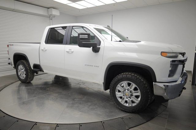 2022 Chevrolet Silverado 3500HD LT in Cars & Trucks in Calgary