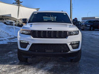 This Jeep Grand Cherokee has a strong Regular Unleaded V-6 3.6 L/220 engine powering this Automatic... (image 1)